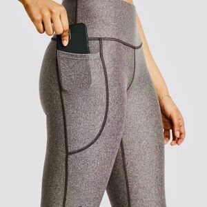 NWT UNDER  ARMOUR Heat seeker compression leggings charcoal/ light heather grey